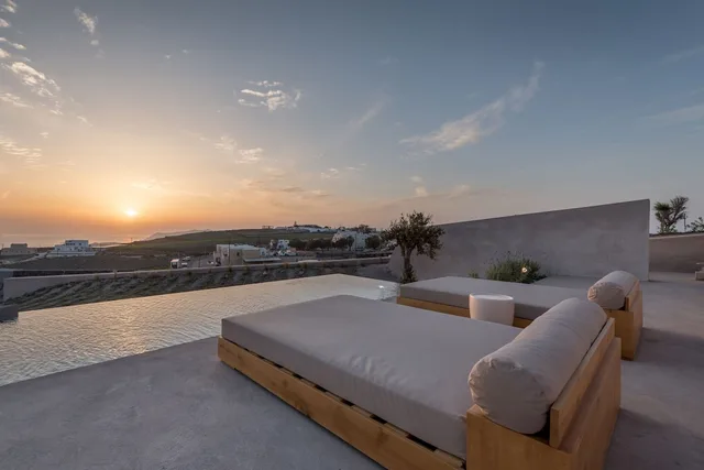Albu, Royal, Court, King Bed, 7 Queen Beds, Sunset View, Sofa, Private Pool، Albus Villas Court 3/6
