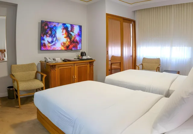 جناح عائلي، Amman International Hotel 1/1