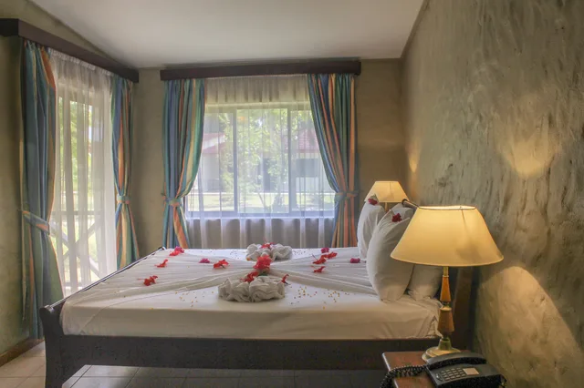 غرفة ديلوكس بسرير مزدوج، Berjaya Praslin Resort 3/6