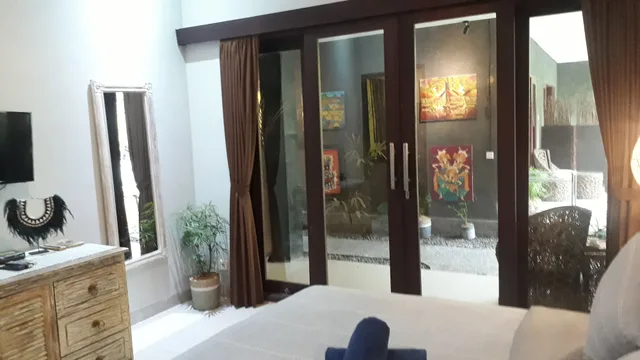 غرفة سوبيريور بسرير كينج بإطلالة على المسبح، Ubad Retreat 5/7