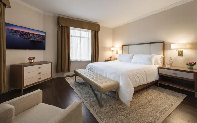 جناح بريميوم بإطلالة على المتنزه، Lord Nelson Hotel And Suites 1/1