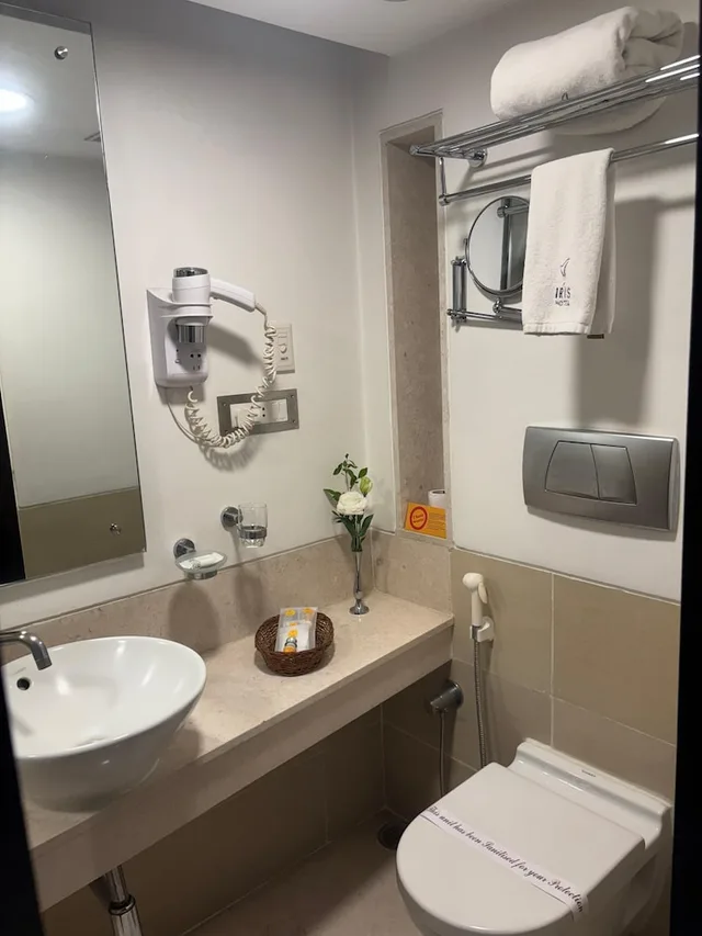 غرفة مفردة بسرير كوين، IRIS HOTEL 5/5