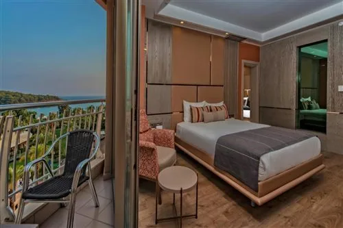 غرفة بسرير مزدوج أو سريرين منفصلين بإطلالة على البحر، Kirman Arycanda Premium 1/2