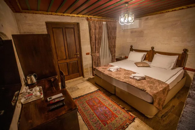 غرفة بانورامية بسرير كينج بإطلالة، Hermes Cave Hotel 1/8