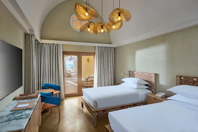 Superior, Twin Beds, Lagoon View, Sheraton Miramar Resort El Gouna 4/6