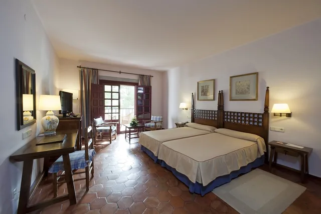 Standard, Twin Beds, Murphy Bed, with Extra Bed، Parador De Albacete 3/10
