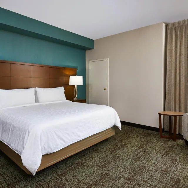 جناح بغرفتي نوم لذوي الإعاقة، Staybridge Suites Orlando Airport South 2/7