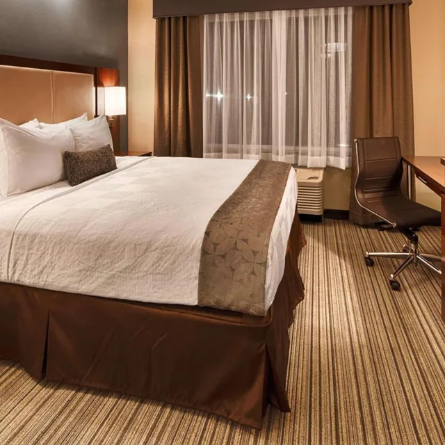 جناح بسرير كينج بمطبخ صغير، Best Western Plus Boardman Inn & Suites 5/10