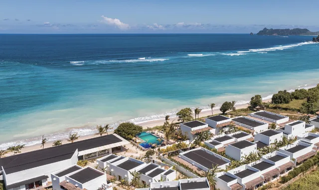 Beach, Suite, King Bed, Ocean Front، Amber Lombok Beach Resort 1/1