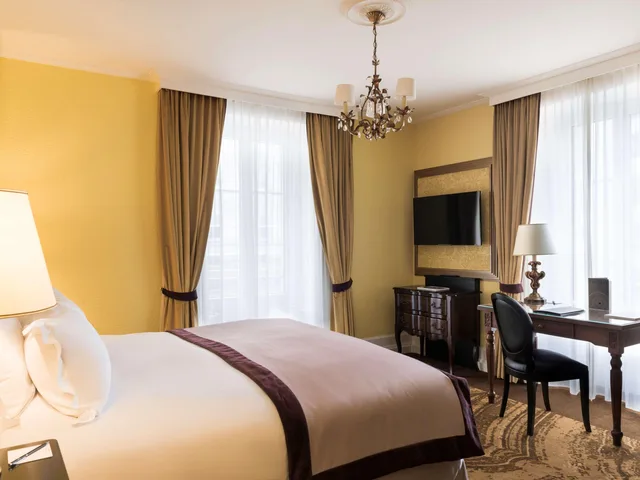 غرفة قياسية بسرير كوين، Hotel Rotary Geneva - MGallery 3/5