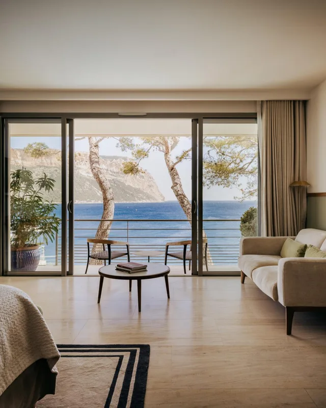 جناح جونيور بإطلالة على البحر، Hotel Les Roches Blanches 9/10