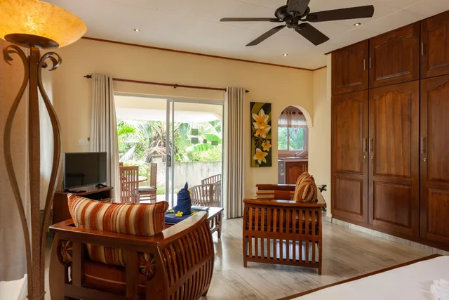 Villa, Pond View، Villa Aya 1/2