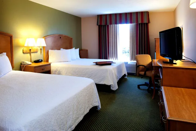 غرفة بسريرين كوين بإطلالة على الجبل، Hampton Inn Richfield 1/2