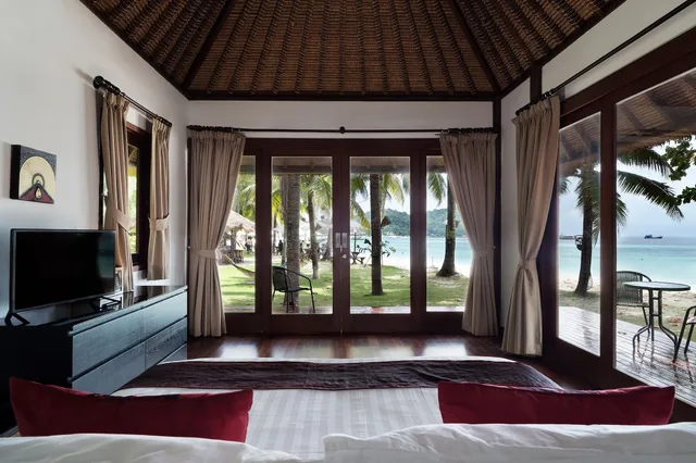 Luxury, King Bed, Beach Front، Mali Resort Pattaya Beach Koh Lipe 4/7
