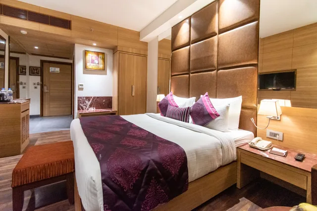 غرفة سوبيريور بسرير كينج، Best Western La Vista Pathankot 4/5