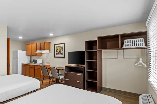 غرفة بسرير كوين لذوي الإعاقة، WoodSpring Suites San Antonio South 3/9