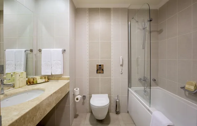 جناح جونيور، Bellis Deluxe Hotel 2/4
