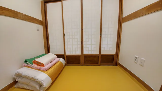 Room, Single, Futon Bed, Private Bathroom، So Hyeon Dang Hanok Guesthouse 1/3