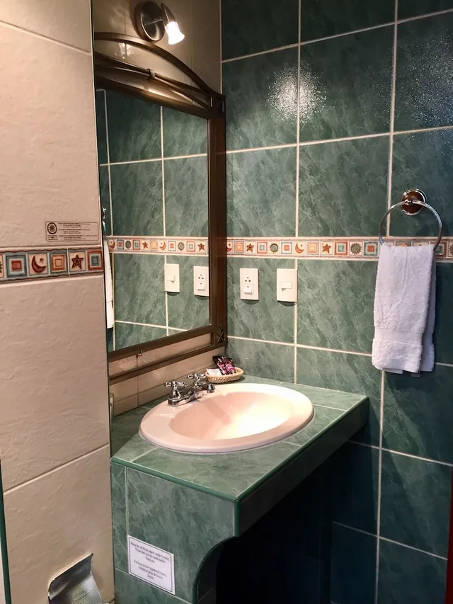 غرفة ثلاثية بسريرين منفصلين، Amerindia Hotel 7/9