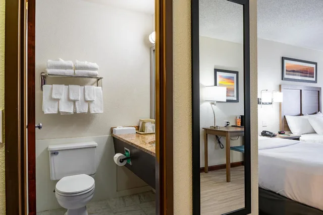 غرفة قياسية بسرير مزدوج، Quality Inn Milan Sandusky 5/5