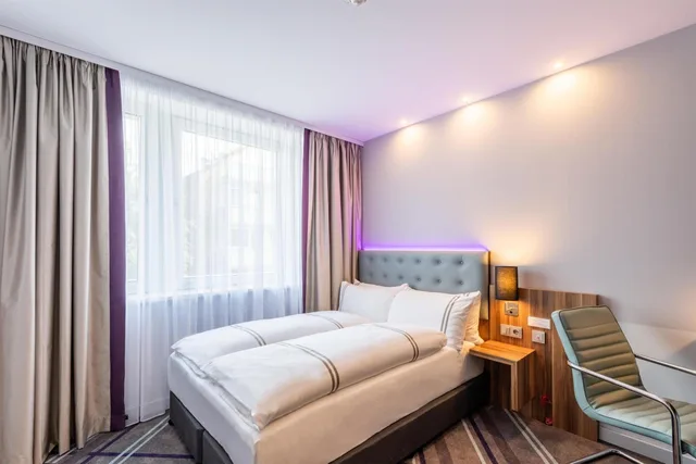 غرفة بسرير مزدوج، Premier Inn Hamburg City Alster Hotel 1/2
