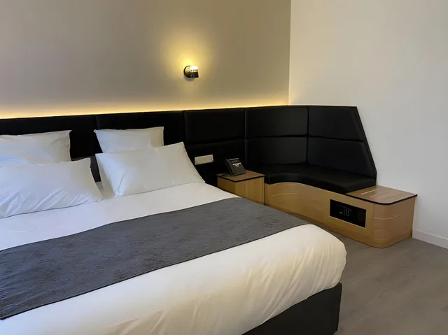غرفة سوبيريور بسرير مزدوج، Woods Hotel Geneve-Thoiry 1/1