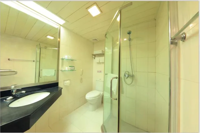 غرفة إليت بسرير كوين، Five Rams City Hotel 3/3
