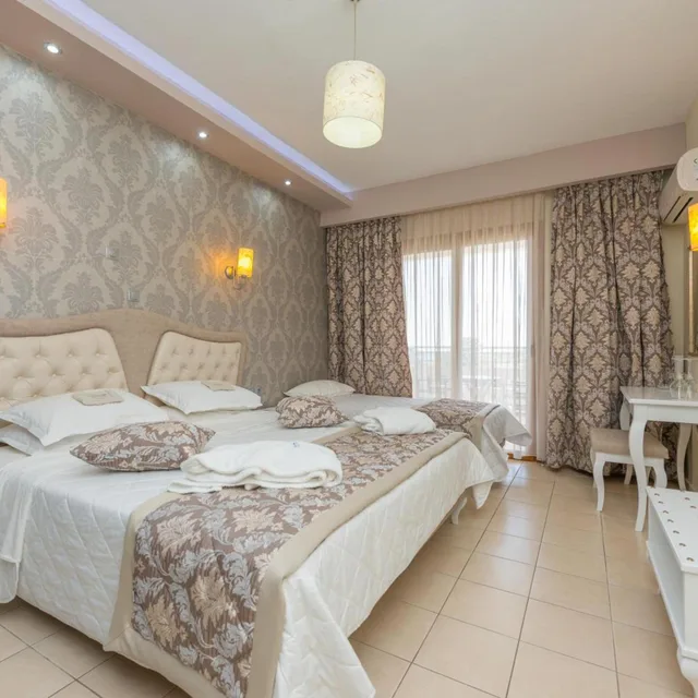 جناح سوبيريور بإطلالة جزئية على البحر، Maranton Beach Hotel 2/9