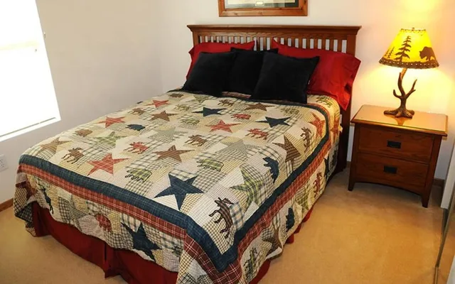 4 Bedrooms, Condo, Premier, Villa, King Bed, 3 Queen Beds، Seven Springs Resort 2/8