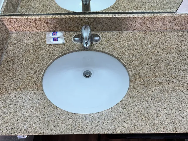 غرفة قياسية بسريرين مزدوجين للمدخنين، Motel6 Odessa 8/8