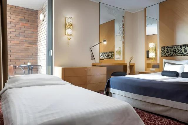 Superior, 1 Queen and 1 Single Bed, with Extra Bed, Marmara Hotel 1/2