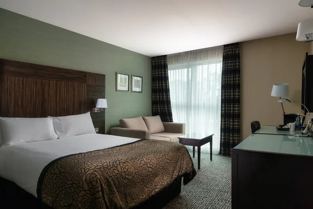 Premium, Single Bed, Holiday Inn Birmingham Airport 5/9