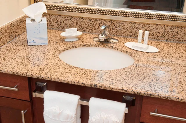 استوديو بسرير كينج مع أريكة، Residence Inn By Marriott Birmingham Hoover 4/5