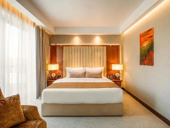 جناح بسرير كينج، Marjan Plaza Hotel 1/2