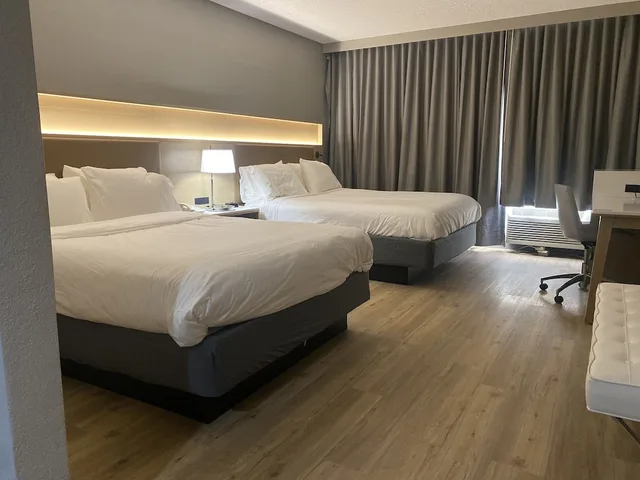 غرفة بسريرين كوين، Radisson Hotel Casa Grande 4/9