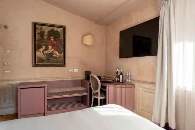 غرفة سوبيريور بسرير مزدوج بإطلالة على البحر، Villa Lattanzi 5/8