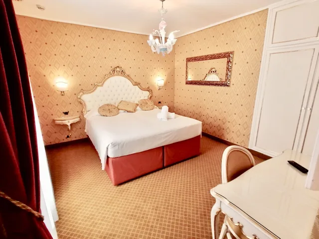 Superior, Double Bed, Gardena Hotel 3/6
