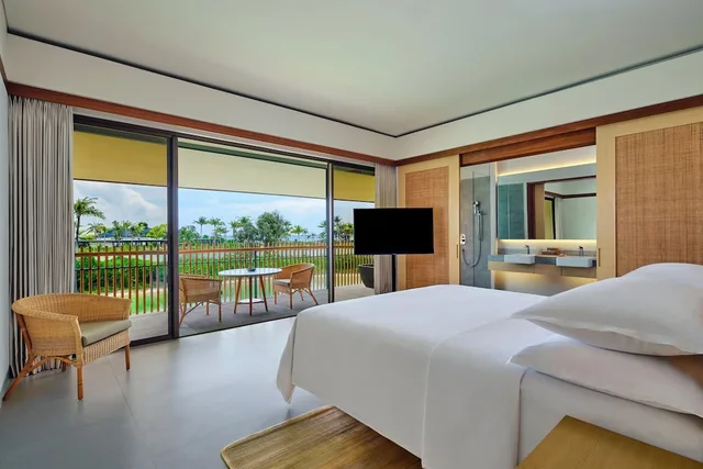 Room, Twin Beds, Garden View, Balcony, Sheraton Belitung Resort 3/11