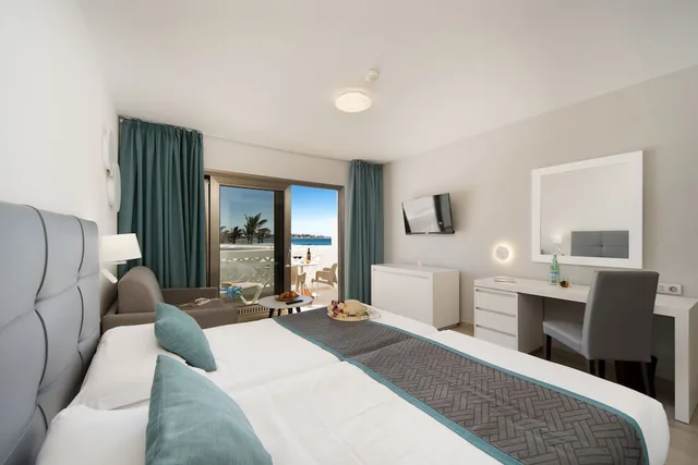 غرفة قياسية بسرير مزدوج، Hotel Las Costas 9/10