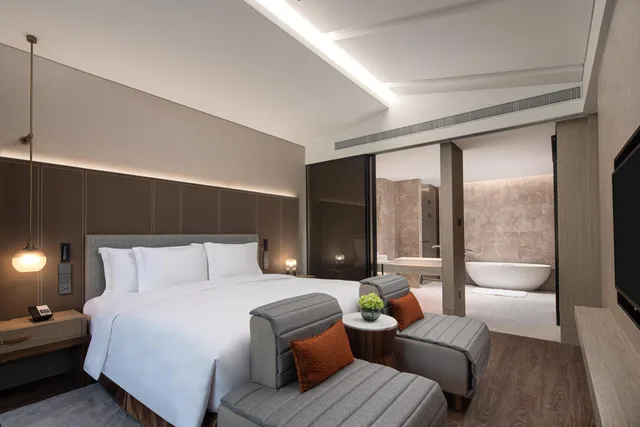 1 Bedroom, Suite, Lounge Access, Crowne Plaza CHONGLI RESORT 1/6