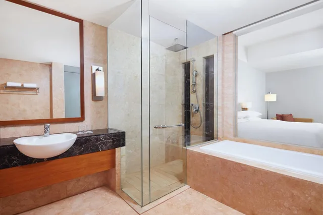 جناح غراند، FOUR POINTS BY SHERATON MANADO 4/6