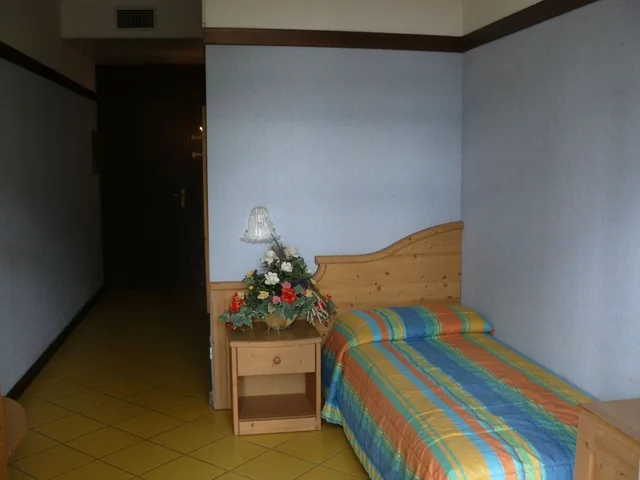 غرفة قياسية مفردة، Hotel Marco Polo 2/3