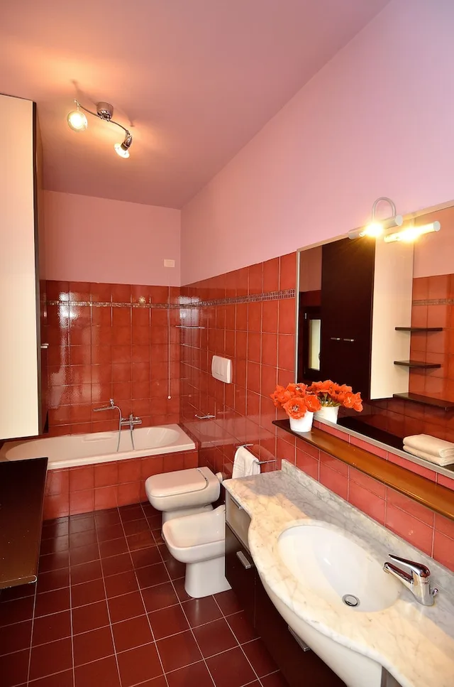 شقة بسريرين كوين بإطلالة على القناة بغرفتي نوم، Charming Venice Apartments 4/4