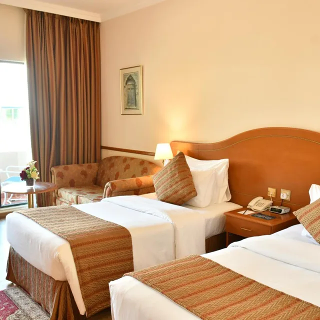 غرفة قياسية بسرير مزدوج أو سريرين منفصلين بإطلالة على الفناء، Golden Tulip Nizwa Hotel 7/10
