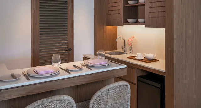 Ocean View Suite, Avani Plus Barbarons Seychelles Resort 4/4