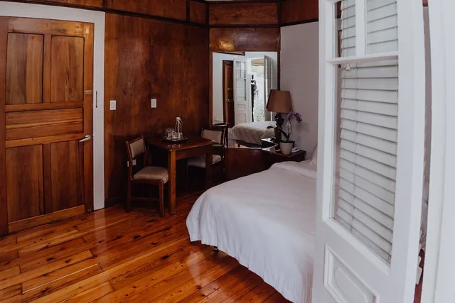 Deluxe, Double Bed, HOTEL DUNN INN 5/7