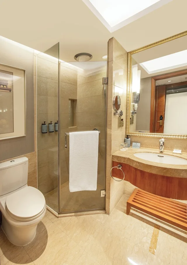غرفة فاخرة بسرير كينج بإطلالة على المدينة، Sofitel Harbin 8/10