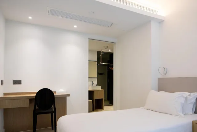 غرفة ديلوكس ثلاثية، WiFi Boutique Hotel 1/6