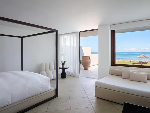 Junior Suite, Deluxe, Bungalow, Sea View, Private Heated Pool، Amirandes, A Resort to Live 1/2