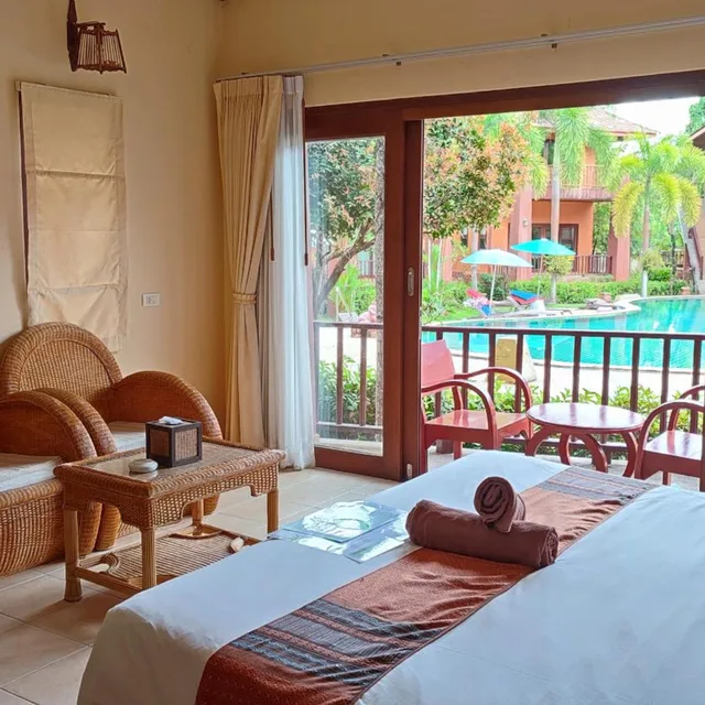 غرفة ديلوكس بسرير مزدوج أو سريرين منفصلين بإطلالة على المسبح بشرفة، Andamanee Boutique Resort Aonang Krabi 4/9